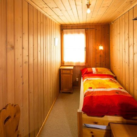 Gasthaus Alpenrose Juf Otel Dış mekan fotoğraf