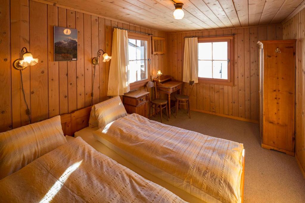 Gasthaus Alpenrose Juf Otel Dış mekan fotoğraf