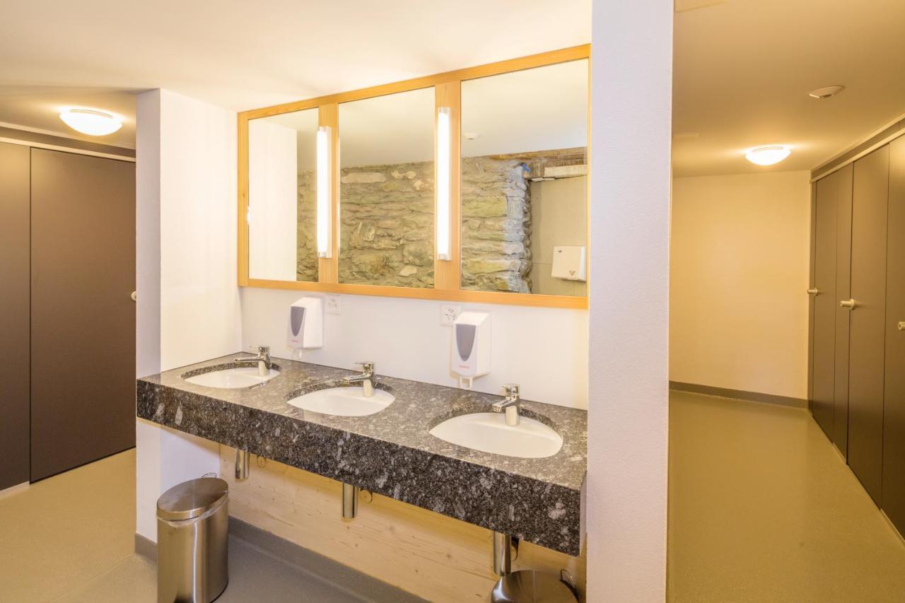 Gasthaus Alpenrose Juf Otel Dış mekan fotoğraf