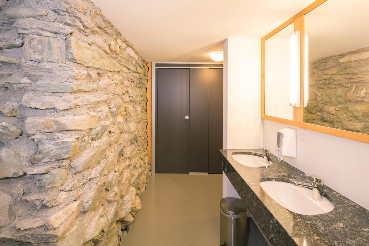 Gasthaus Alpenrose Juf Otel Dış mekan fotoğraf