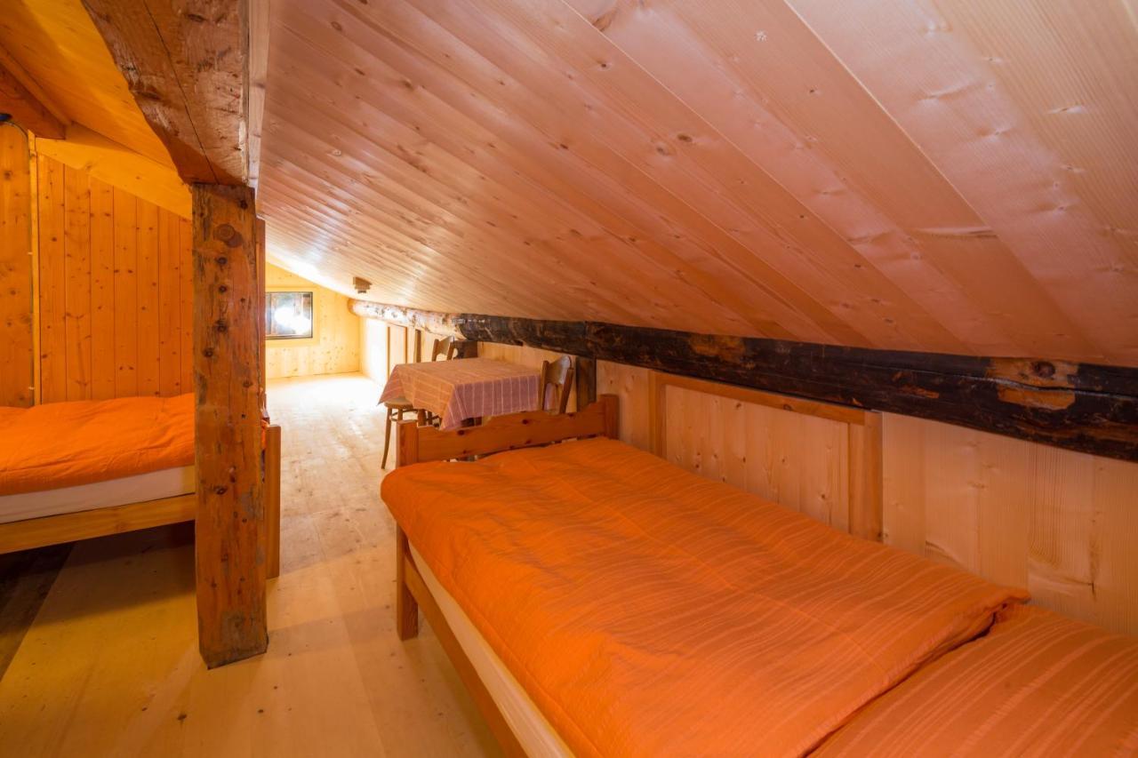 Gasthaus Alpenrose Juf Otel Dış mekan fotoğraf