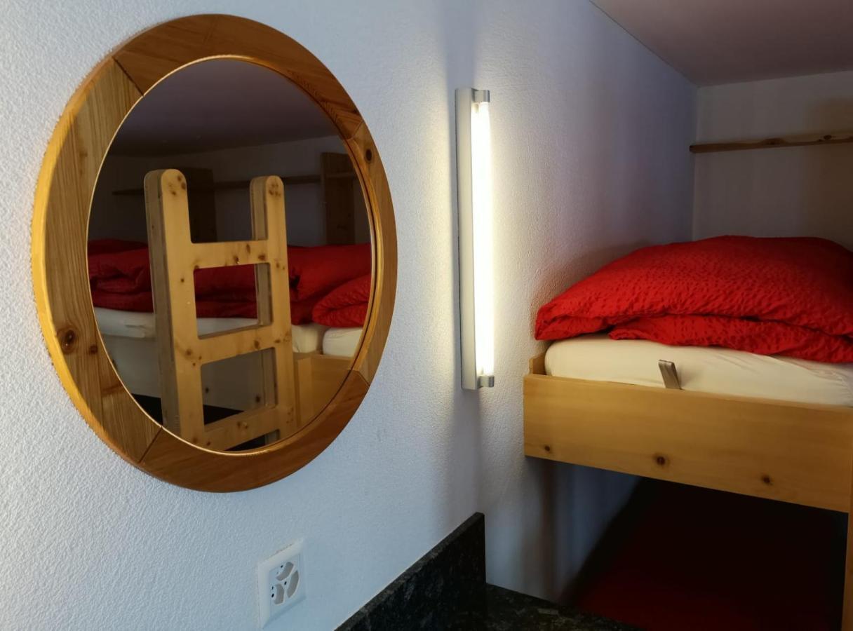 Gasthaus Alpenrose Juf Otel Dış mekan fotoğraf
