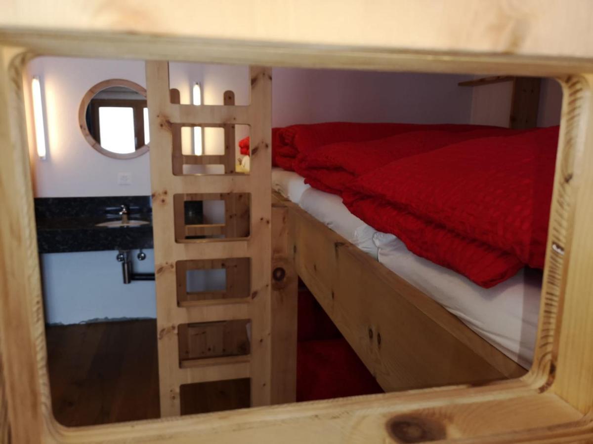 Gasthaus Alpenrose Juf Otel Dış mekan fotoğraf